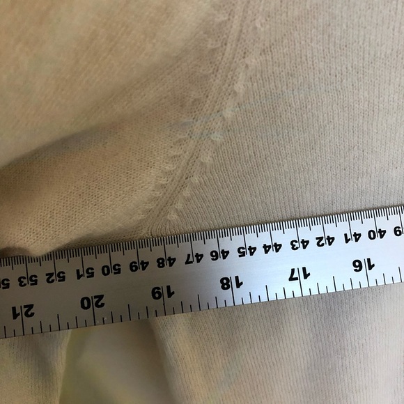 Paige Wayne Two-Tone Sweater in fresh linen/aged parchment-size M - Picture 6 of 8